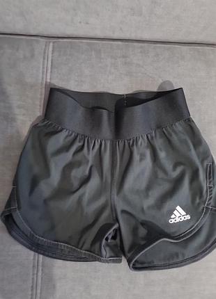Шорты на девочку adidas 9-10р. 140см