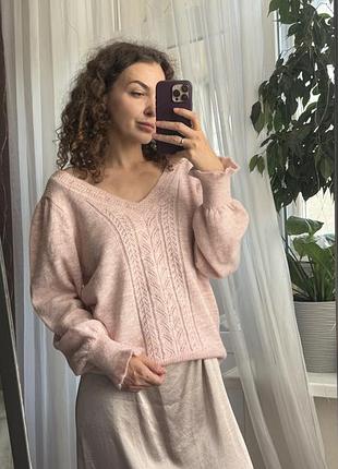 Жіночий светр від laura ashley