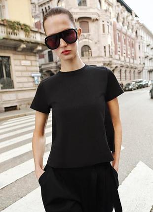 Плотна бавовняна футболка zara