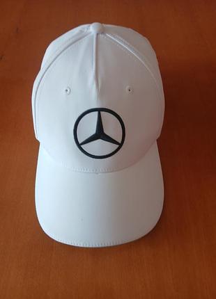 Бейсболка mercedes amg