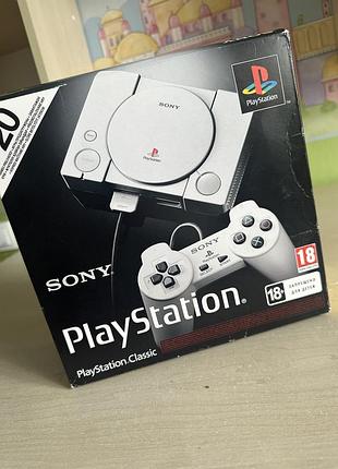 Playstation classic — ретро консоль sony з 20 іграми  майже нова грав 2 рази