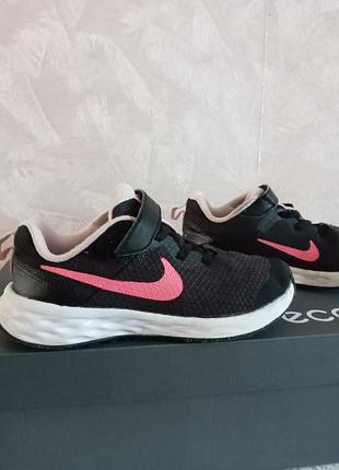 Кросівки nike р.33