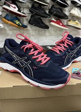 Жіночі кросівки asics gt-2000 7 для бігу тренувань залу спортивні сітка літні бігові легкі оригінал бу 40 р повсякденні сині