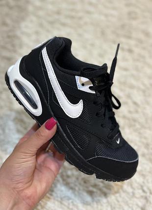 Оригінальні дитячі кросівки nike air max 2025 року 31.5 розмір (20 см устілка) б/в ідеальний стан