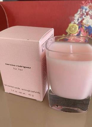 Ароматична свічка narciso rodriguez for her candle