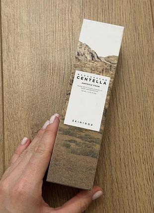 Skin1004 madagascar centella ampoule foam — ампульна пінка для вмивання з екстрактом центелли.