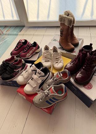 Пакет брендового взуття дівчинці р. 28-29 (naturino, chicco, adidas, puma, alpina)