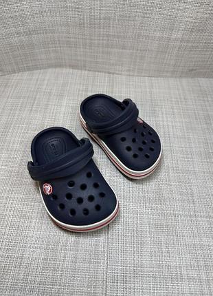 Оригінальні шльопанці сандалі крокси crocs