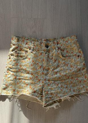 Шорти zara у квіточку s,m