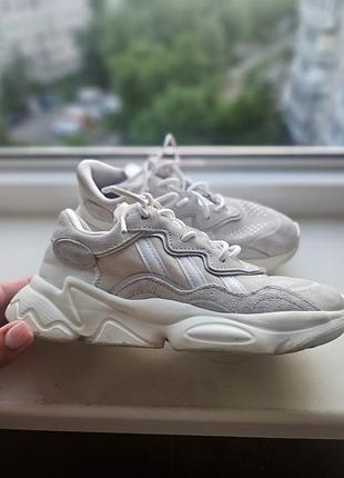 Кроссовки adidas ozweego 34 размер, стелька 21-22см