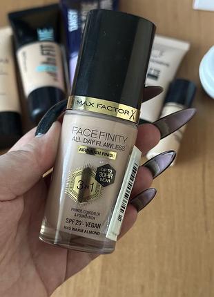 Тональна основа max factor facefinity all day flawless 3-in-1 з spf 20