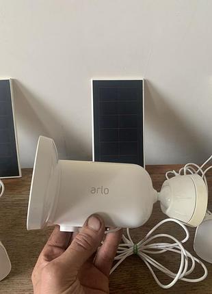 Arlo pro 3 floodlight камера відеоспостереження 2