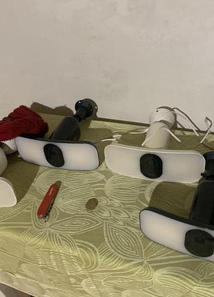 Arlo pro 3 floodlight камера відеоспостереження 6