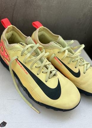 Сороканіжки nike air zoom mercurial