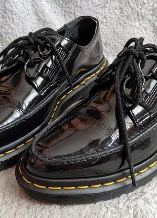 Жіночі лаковані кріпери dr.martens belladonna лофери оригінал casual вінтаж