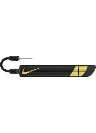 Насос nike hyperspeed ball pump swoosh чорний, золотистий уні one size
