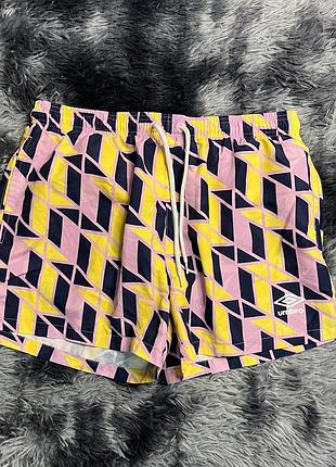 Соловічі шорти бренду umbro, оригінал, розмір l