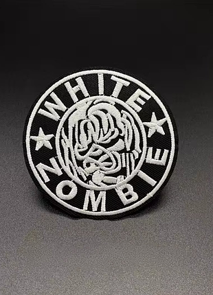 Музыкальная термонашивка на одежду white zombie круглая нашивка белый зомби рок музыка металл патч metal rob роб байкерская байкер