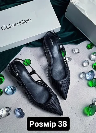 Calvin klein оригінал чорні туфлі слінгбеки на кіттен підборах