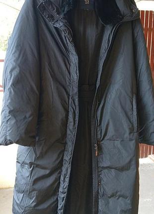 Пухове пальто max mara