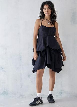 Платье мини черная urban outfitters uo bobby balloon, размер s