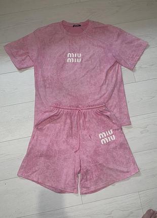 Кастюм miu miu