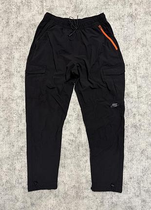Нейлоновые карго брюки nike air max woven cargo pants (оригинал)