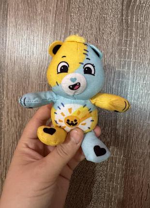 Плюшева іграшка funshine bear (сонячний промінь) із лімітованої колекції care bears (дбайливі ведмедики), яка виходила у happy meal