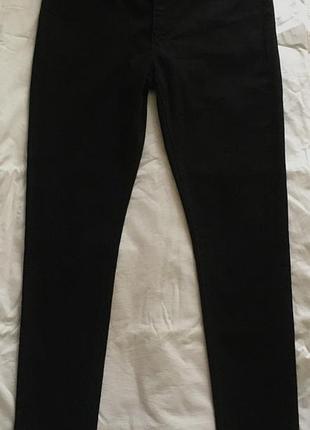 Джинсы женские, стрич, черные, оригинальные levis,новые.