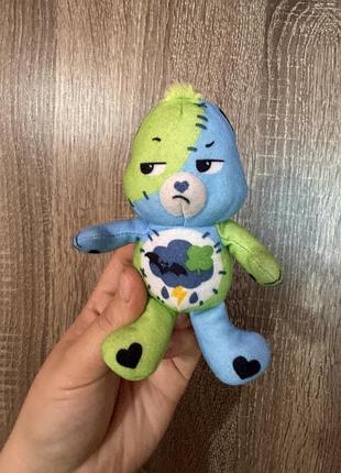 Іграшка — це плюшевий grumpy bear (мишко-буркун) із колекції care bears (турботливі ведмедики)