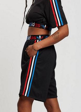 Жіночі щорти adidas originals.