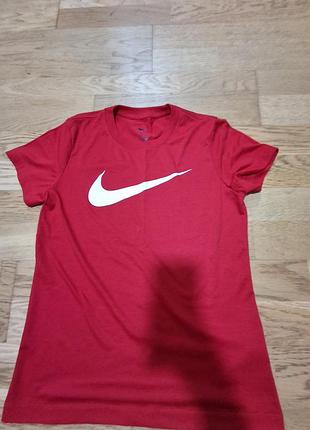 ❤️ оригинальная футболка nike | красная | логотип | хлопок | стильный | размер s/m | стан отличный | базовая модель для спорта и повседневной носки