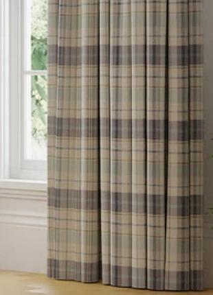 Штора на люверсах dunelm 167*182см.