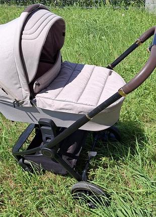 Коляска для детей carrello