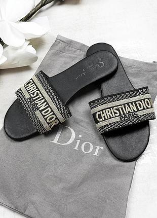 Женские брендовые тапки шлепанцы dior классического фасона бренда с кожаной подошвой 36