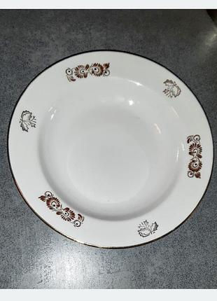 Винтажные фарфоровые суповые тарелки ссср (синельниковский фз).