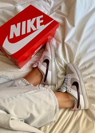 Nike dunk low burgundy crash
