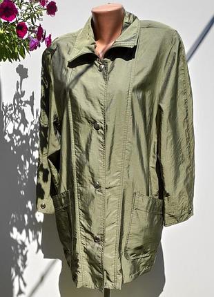 Плащ жіночий перламутрий  розмір 42-44 ( б-60)