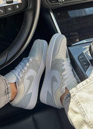 Air jordan low paris premium