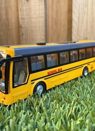 Автобус шкільний на радіокеруванні 2068-1 акумулятор підсвітка салону