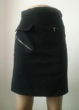 Классическая юбка с деталями