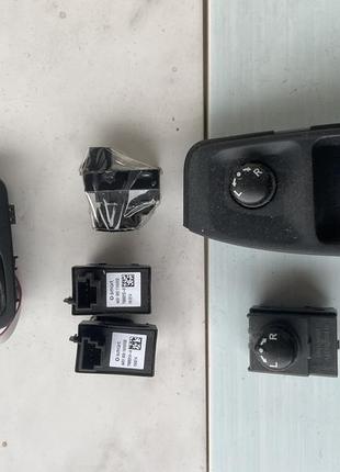 A4518200410  джойстик кнопка  электропривода боковых зеркал smart fortwo 451