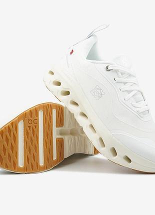 Loewe x on cream white