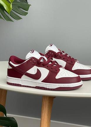 Nike dunk low team red bordeaux