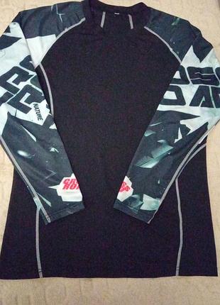 Футболка спортивна