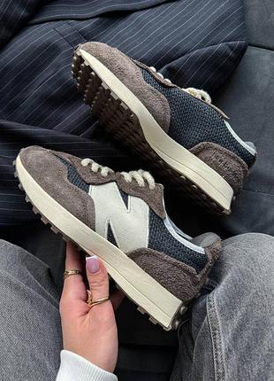 Стильні жіночі кросівки new balance 327 brown