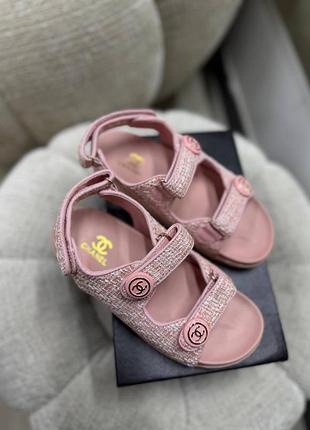 Босоніжки chanel для дівчинки