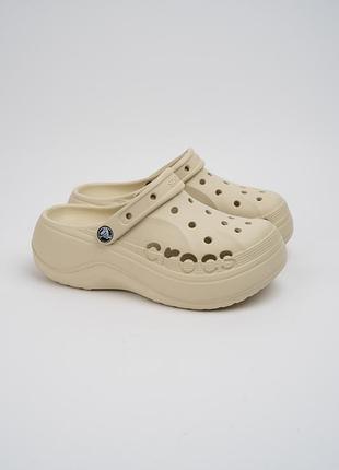 Сандалі жінчоі crocs молочні розмір 37-38