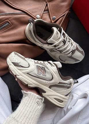 Стильные женские кроссовки new balance