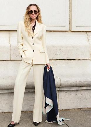 Жіночий приталений піджак zara join life кольору екрю (ivory/ecru) розмір л
